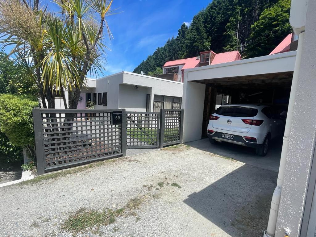 Queenstown Retreat ภายนอก รูปภาพ