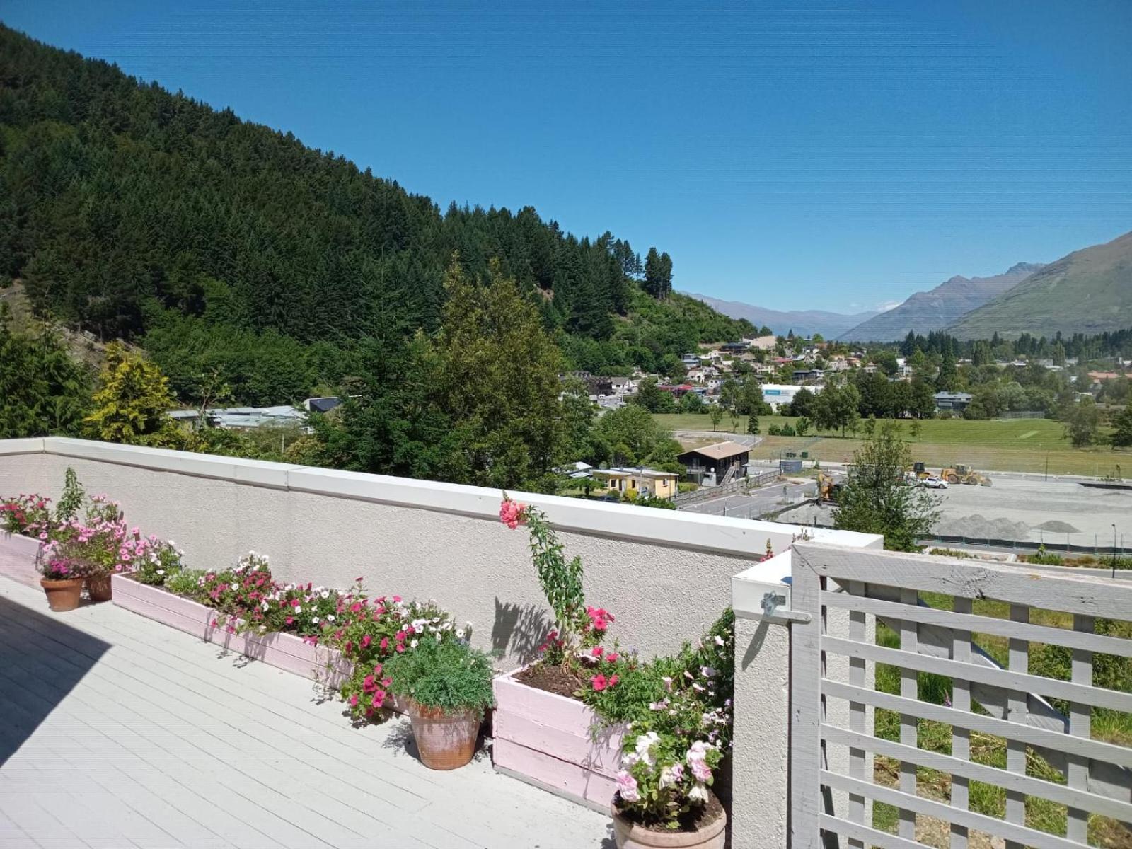 Queenstown Retreat ภายนอก รูปภาพ